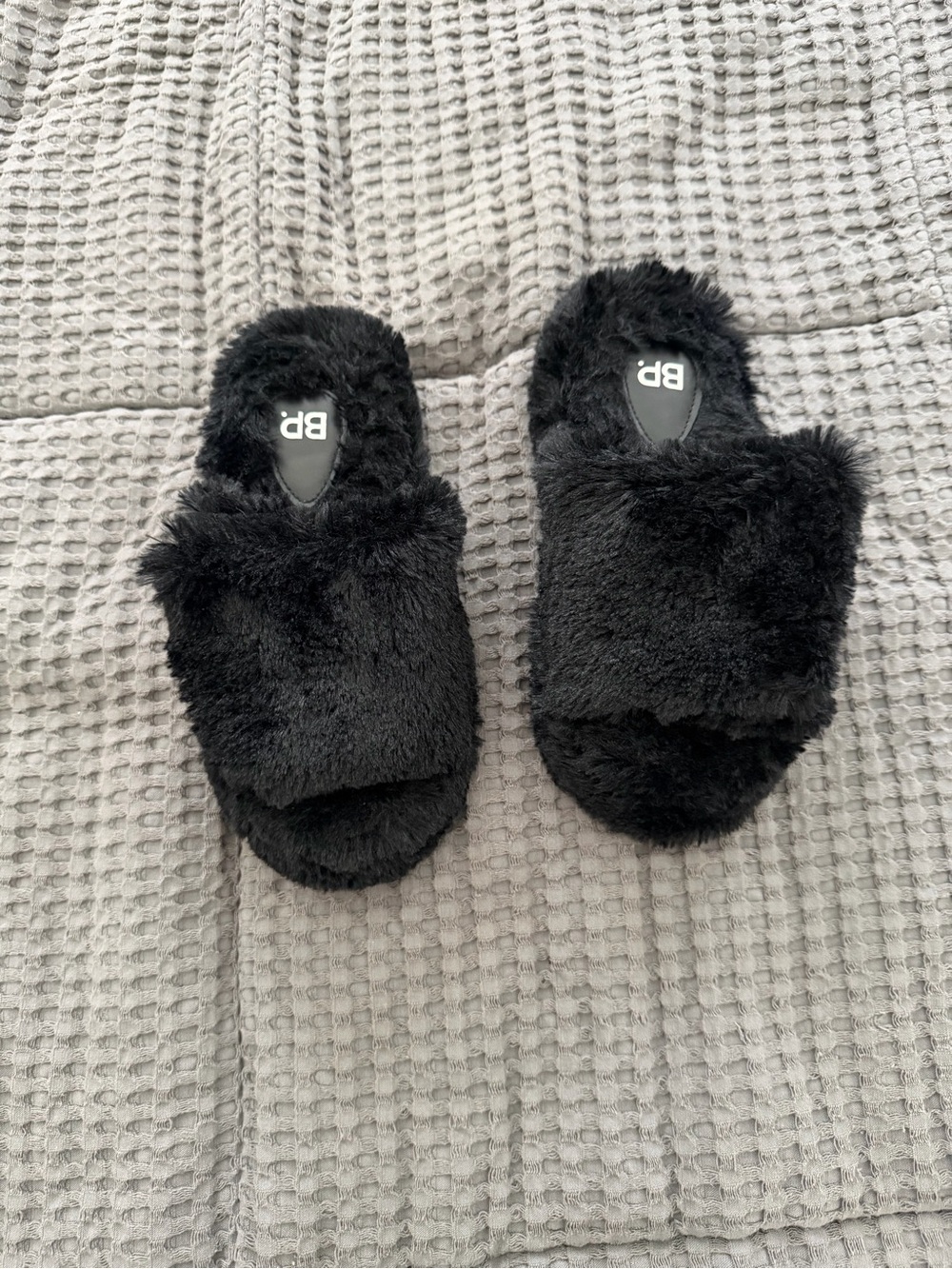 Nordstrom Shoes Womens Small 5-6 BP Livie Plush Nordstrom Black Slippers New